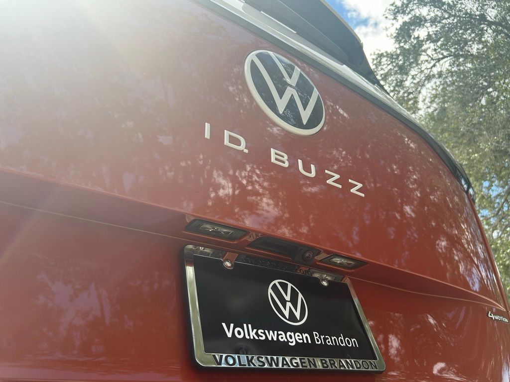 2025 Volkswagen ID. Buzz Pro Plus photo 34