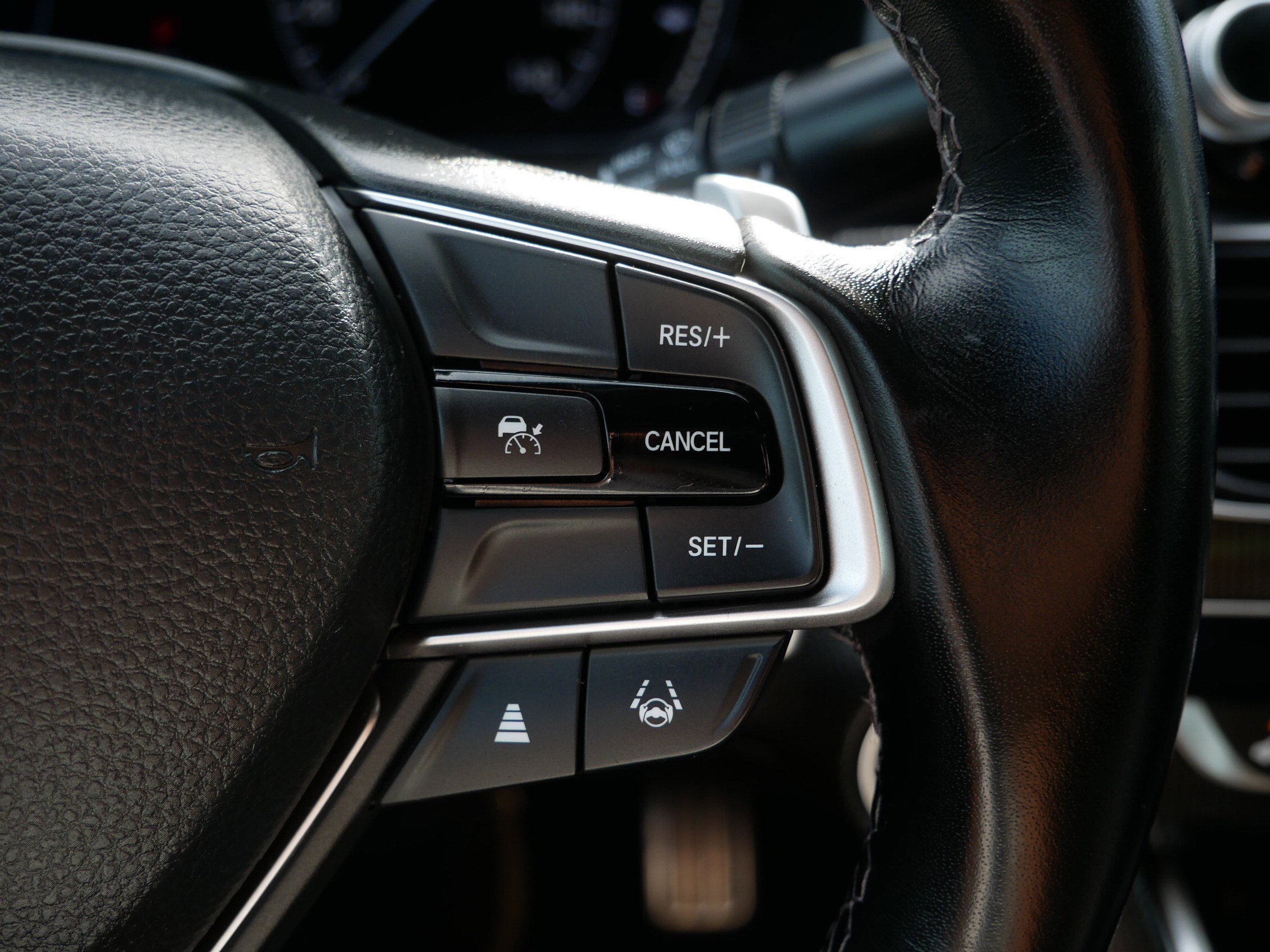 2022 Honda Accord Sport photo 28