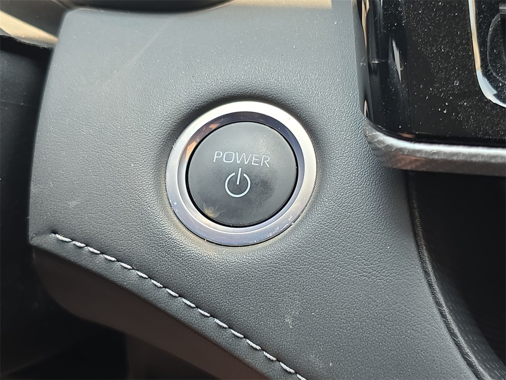 2024 Toyota Highlander Hybrid Platinum photo 28