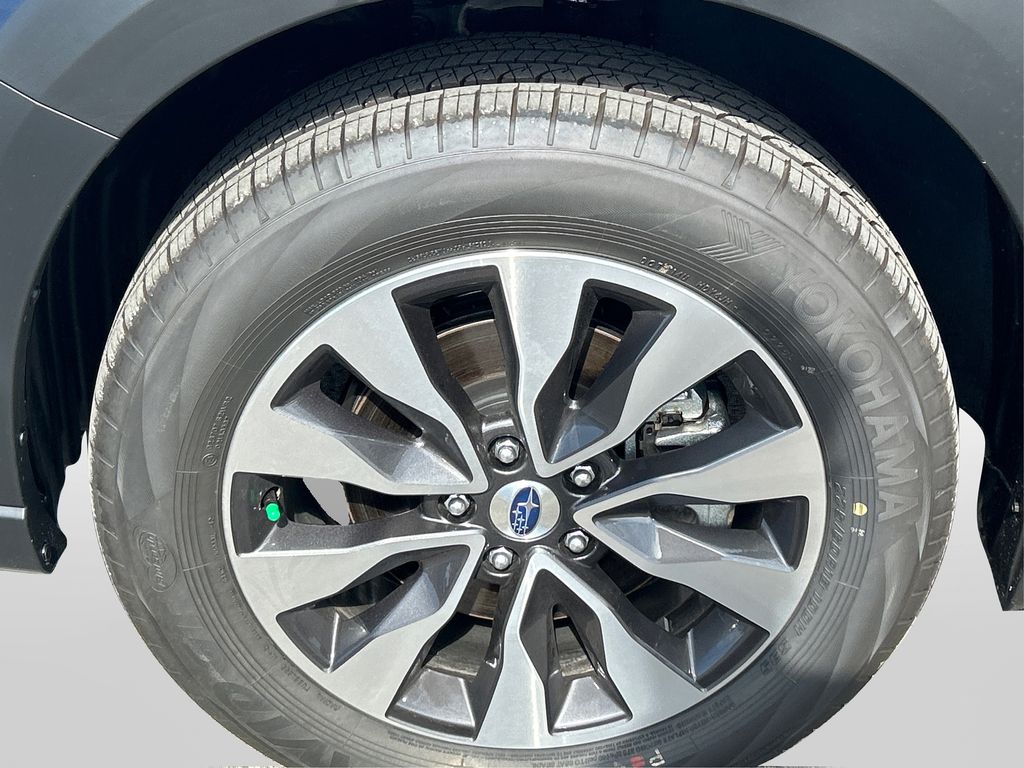 2025 Subaru Outback Limited photo 14