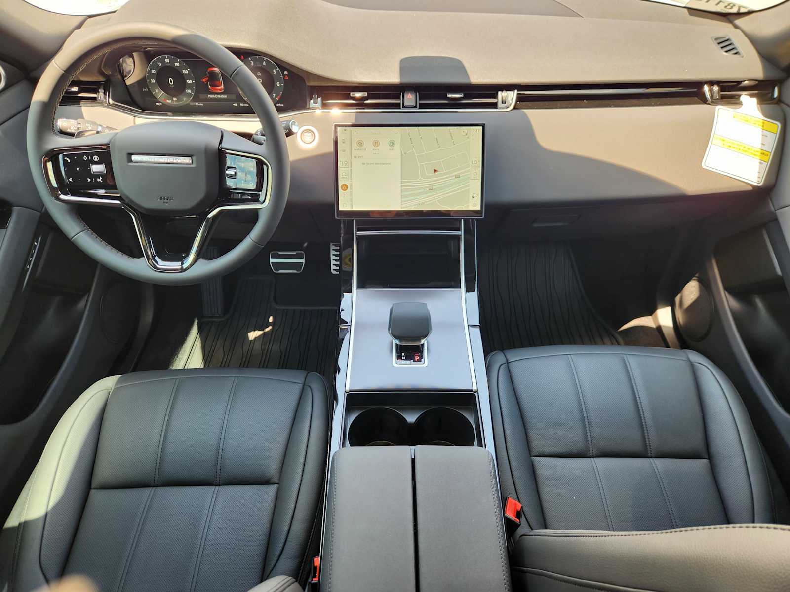 2026 Land Rover Range Rover Evoque Dynamic SE photo 20