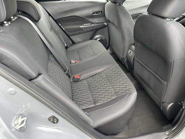 2023 Nissan Kicks SV photo 14