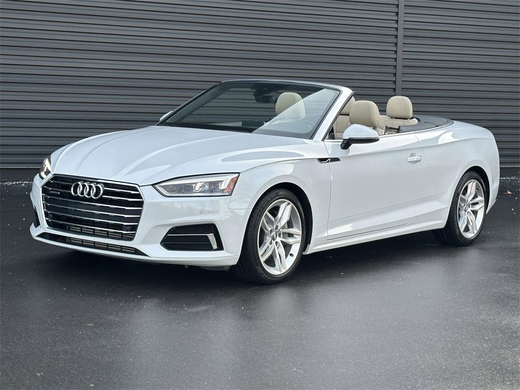 2019 Audi A5 Cabriolet Premium Plus's photo