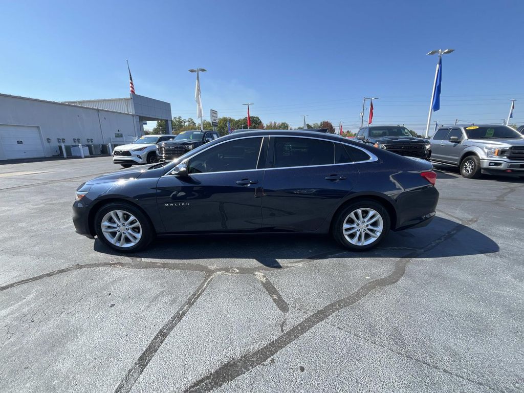 2016 Chevrolet Malibu 1LT photo 4