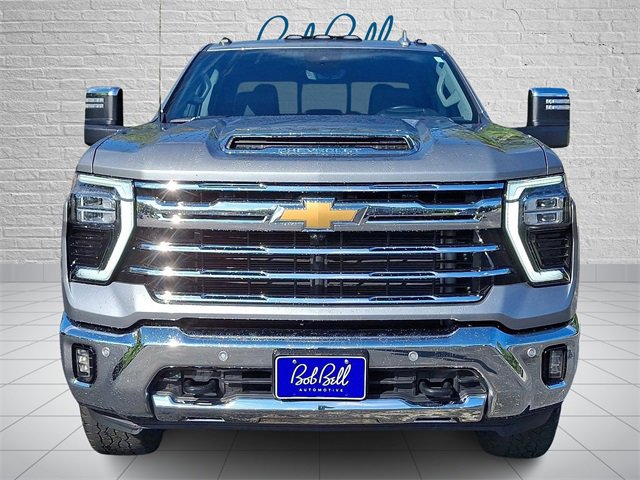 2024 Chevrolet Silverado 2500HD LTZ photo 2