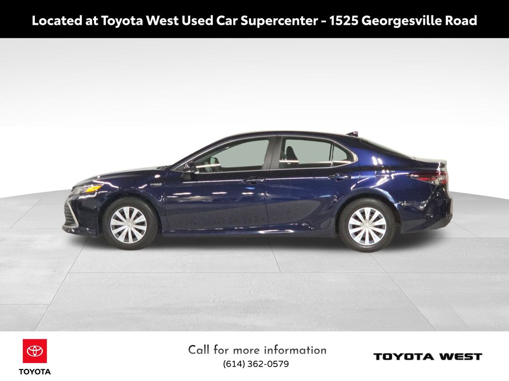 2021 Toyota Camry Hybrid LE photo 8