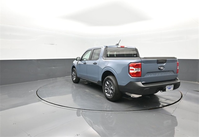 2025 Ford Maverick XLT photo 2