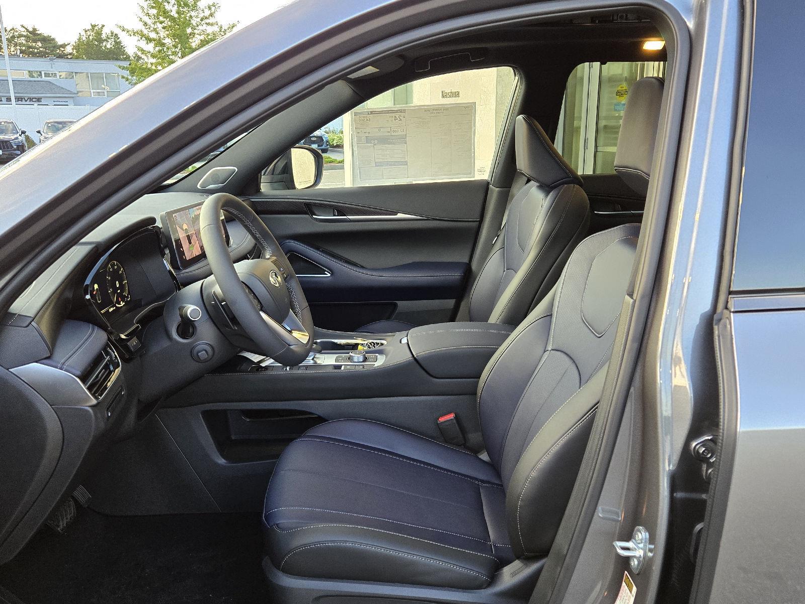 2026 Infiniti QX60 AWD photo 3