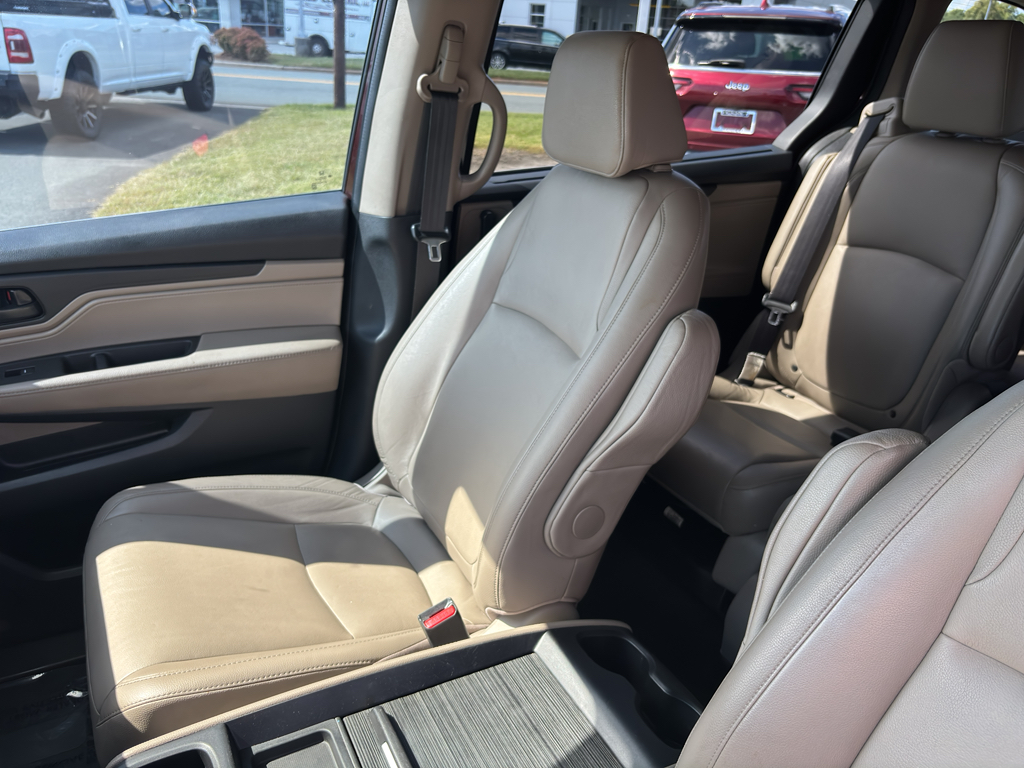 2019 Honda Odyssey EX-L photo 27