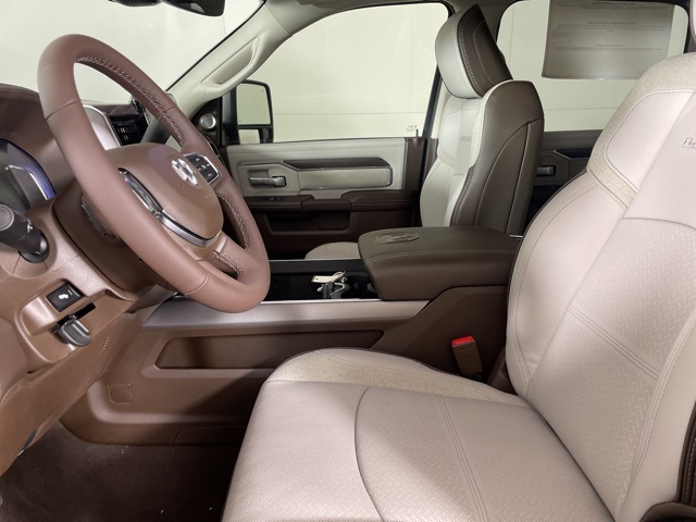 2026 Ram 2500 Laramie photo 18