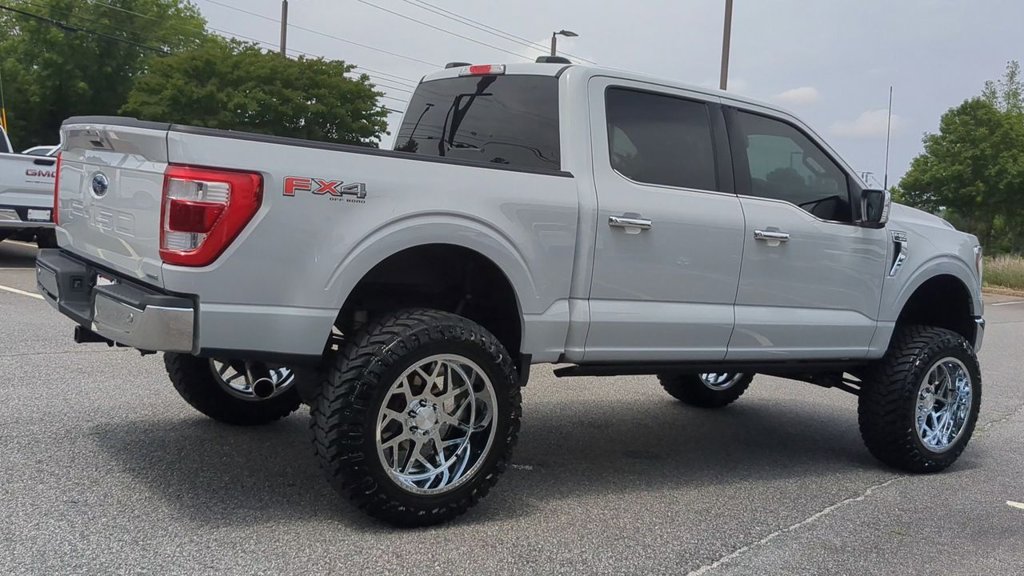 2023 Ford F-150 Lariat photo 8