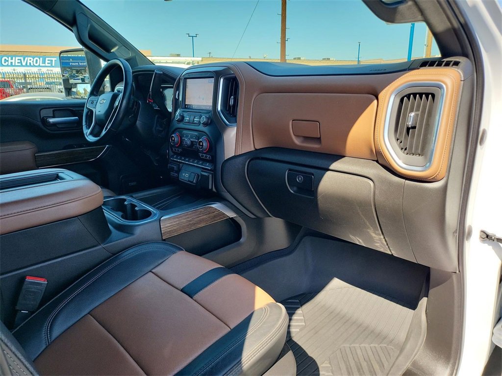 2022 Chevrolet Silverado 2500HD High Country photo 22