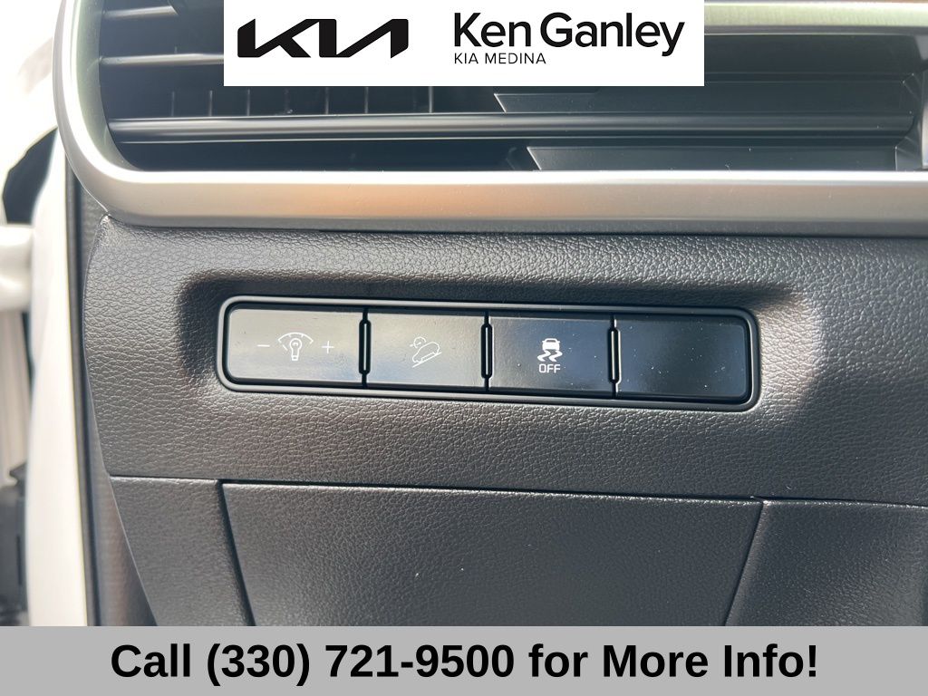 2023 Kia Telluride LX photo 26