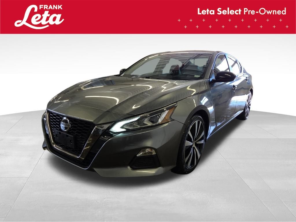 2022 Nissan Altima SR