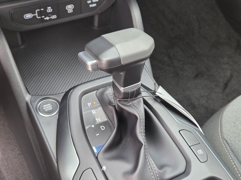 2025 Kia K4 LXS photo 12