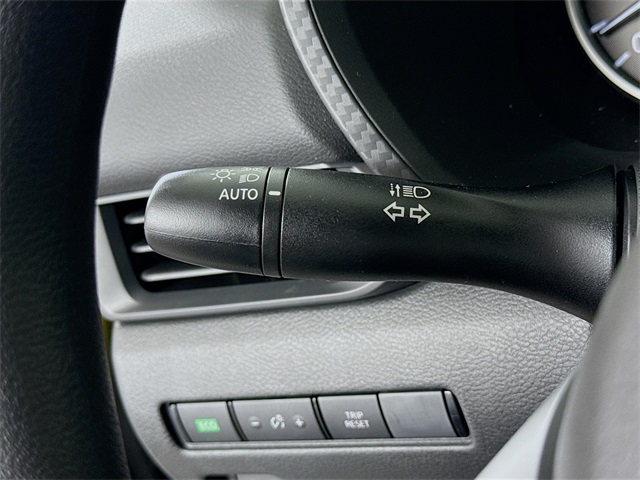 2025 Nissan Sentra S photo 14