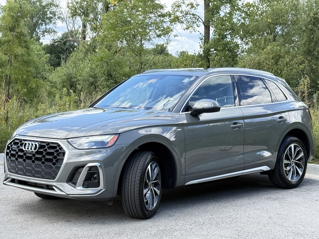 2023 Audi Q5 45 S line Premium photo 3