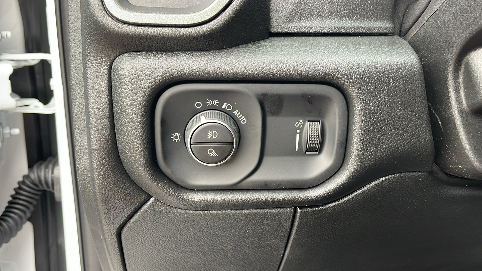 2025 Ram 2500 Tradesman photo 24