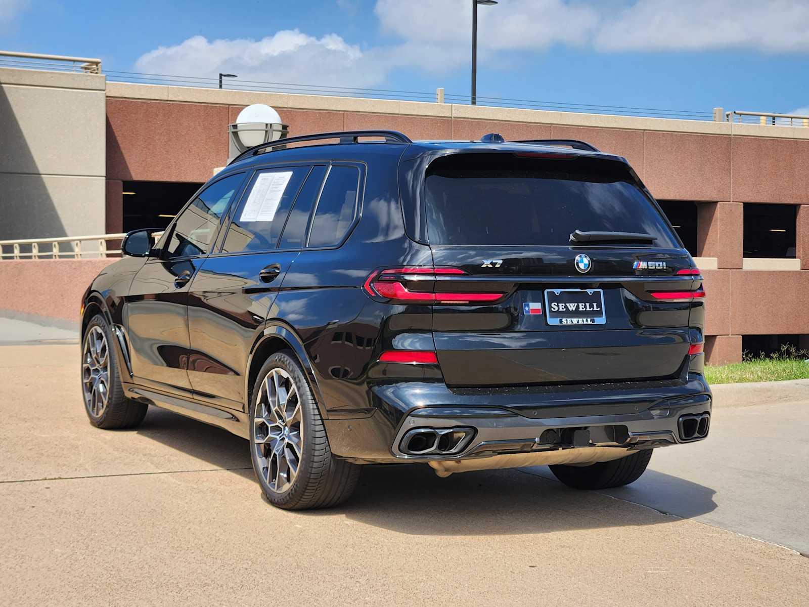 5UX33EM05R9V03106