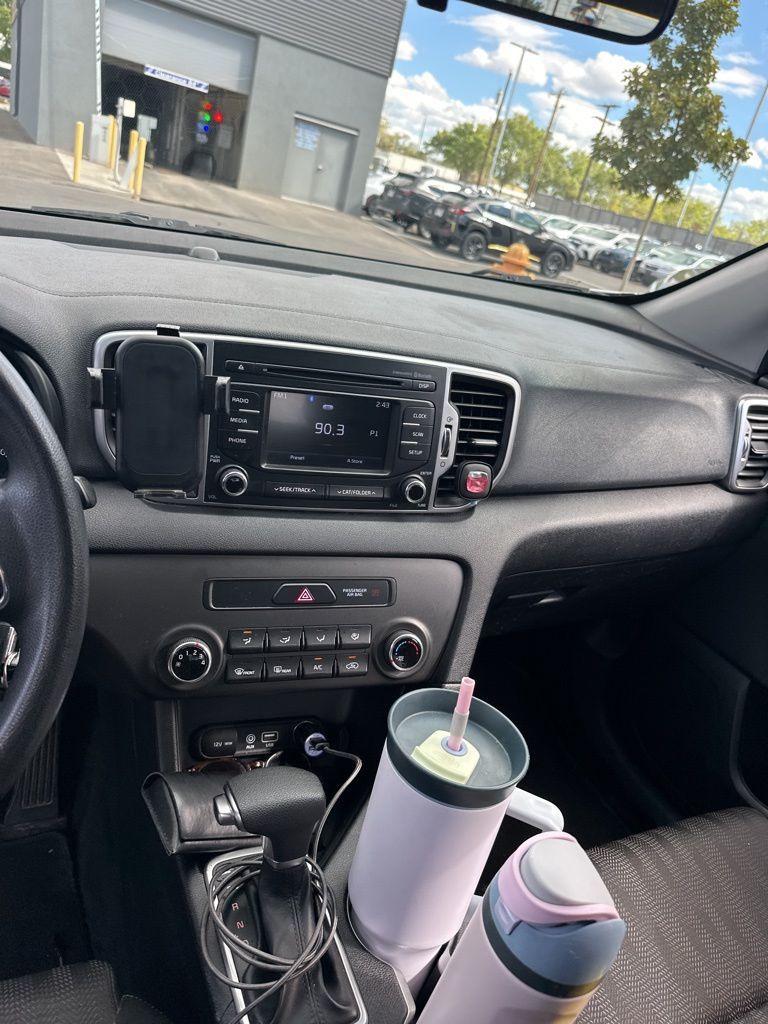2017 Kia Sportage LX photo 16