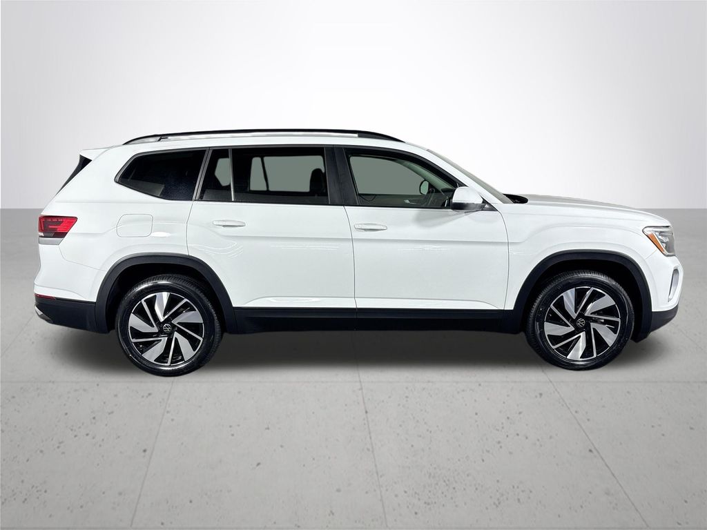 2024 Volkswagen Atlas SE Technology photo 4