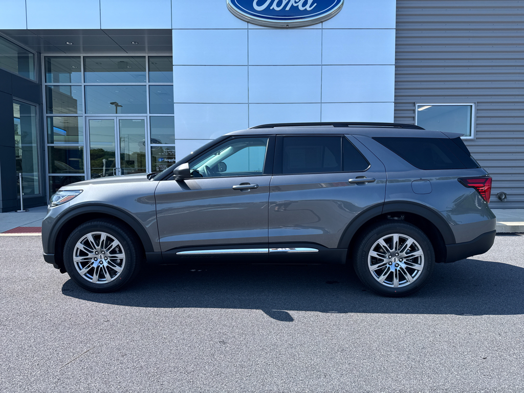 2025 Ford Explorer photo 20