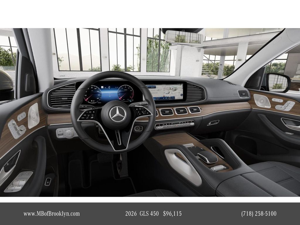2026 Mercedes Benz GLS 450 4MATIC photo 3