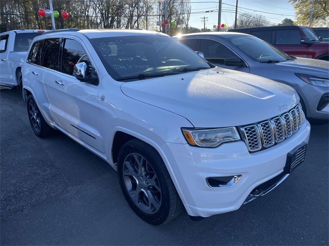 2019 Jeep Grand Cherokee Overland's photo