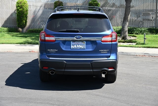 2022 Subaru Ascent Touring photo 4