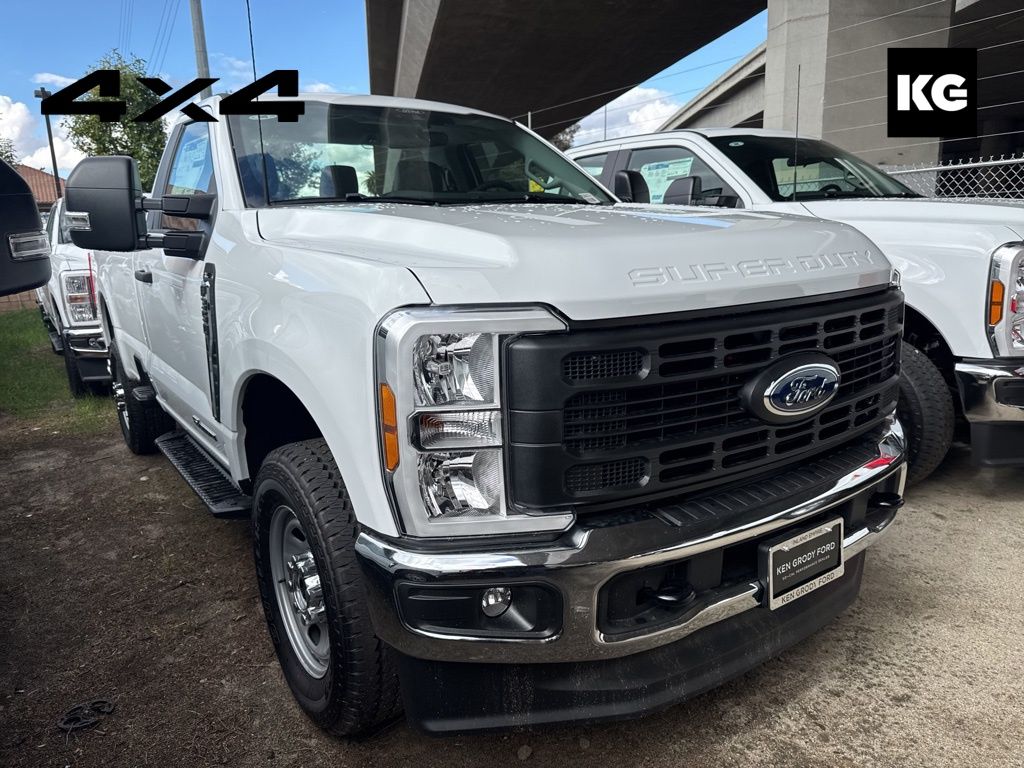 2026 Ford F-350 Super Duty XL's photo