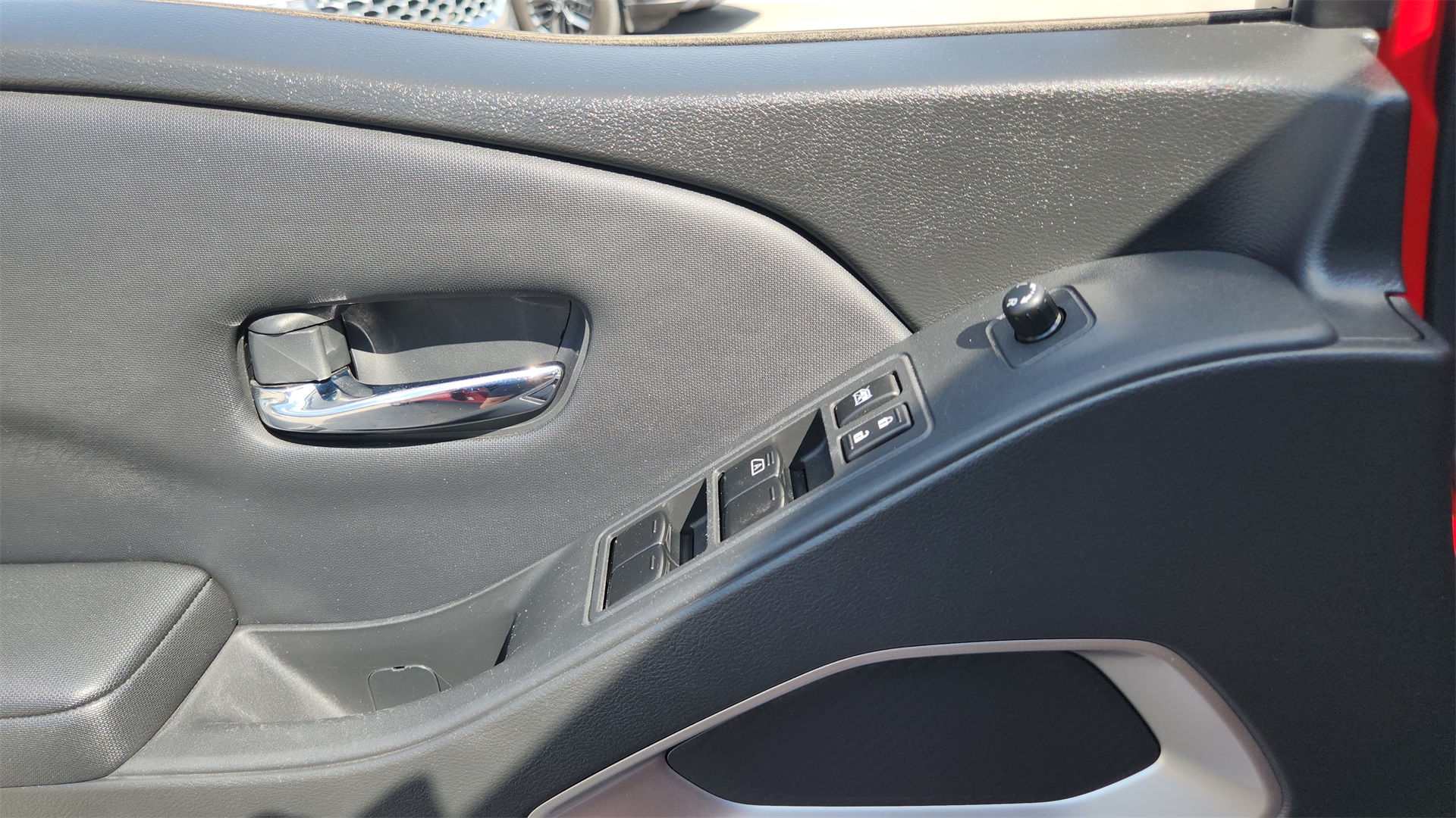2022 Nissan Frontier SV photo 13