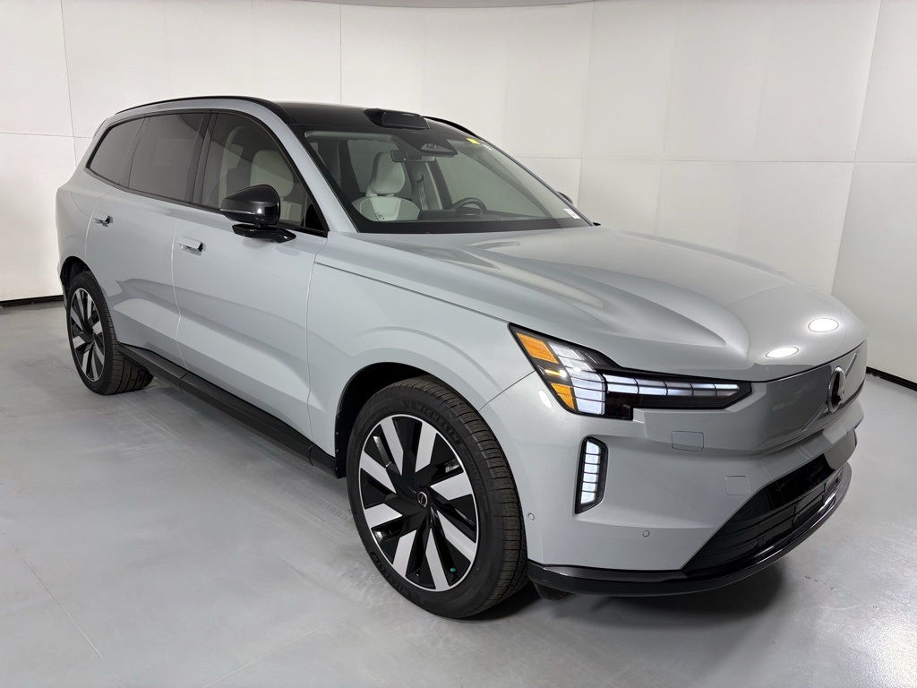 Used 2025 Volvo EX90 Ultra with VIN 7JDEV3VL2SG001101 for sale in Scottsdale, AZ