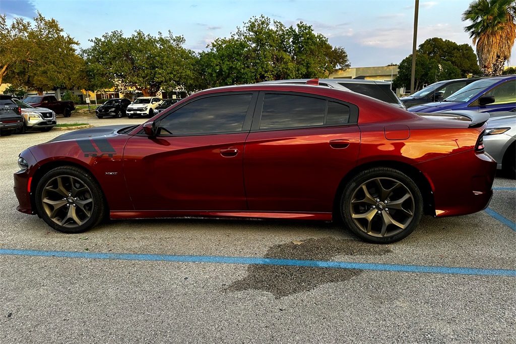 2019 Dodge Charger R/T photo 10