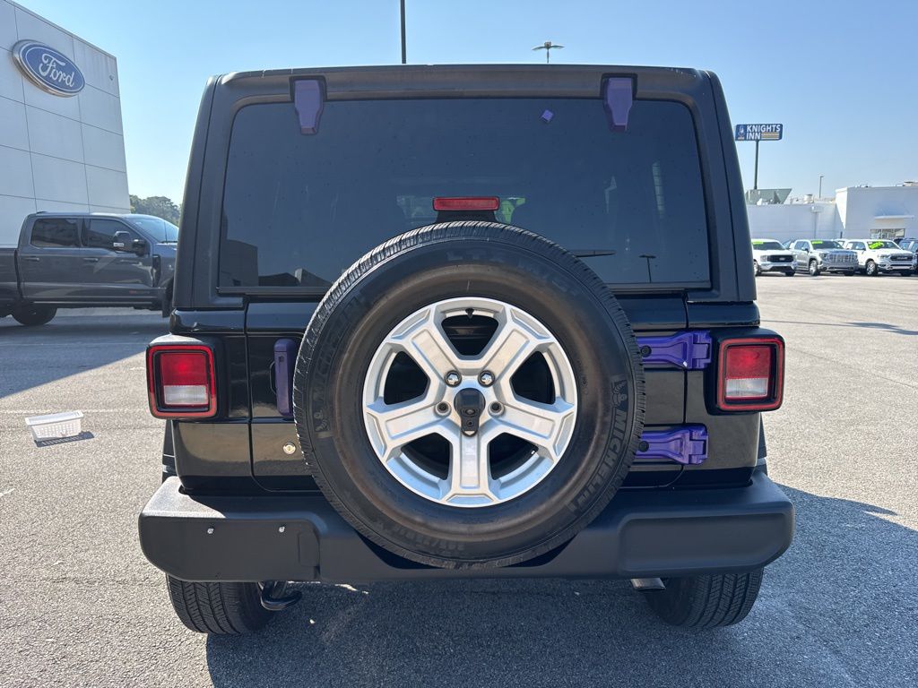 2019 Jeep Wrangler Unlimited Sport S photo 2