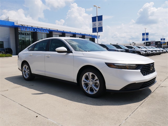 2025 Honda Accord 1.5T LX photo 2