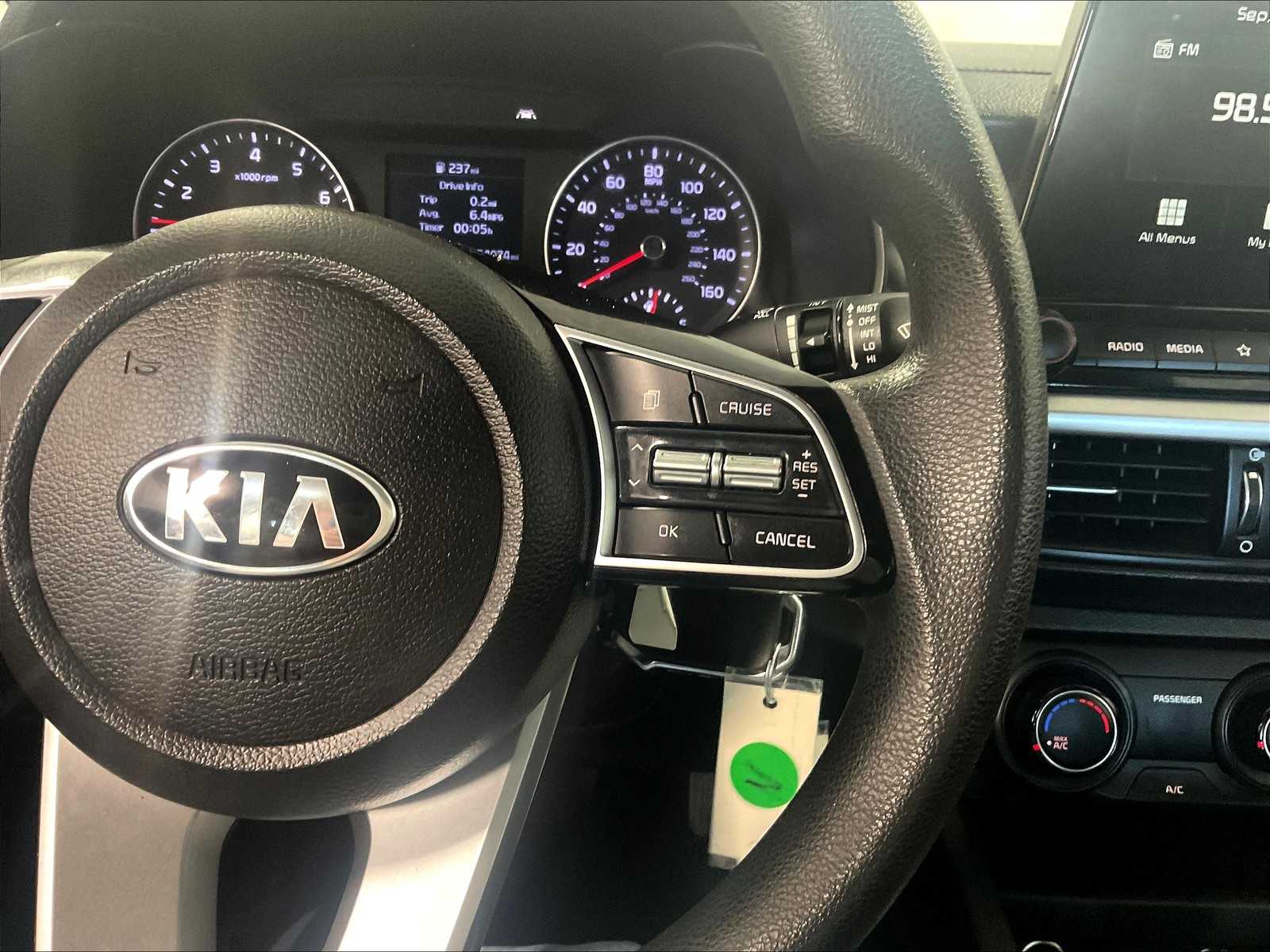 2021 Kia Forte LXS photo 23