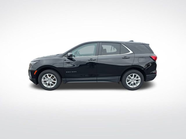 2024 Chevrolet Equinox LT photo 2