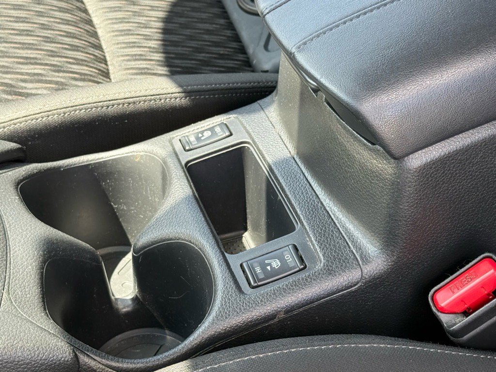 2020 Nissan Rogue SV photo 21