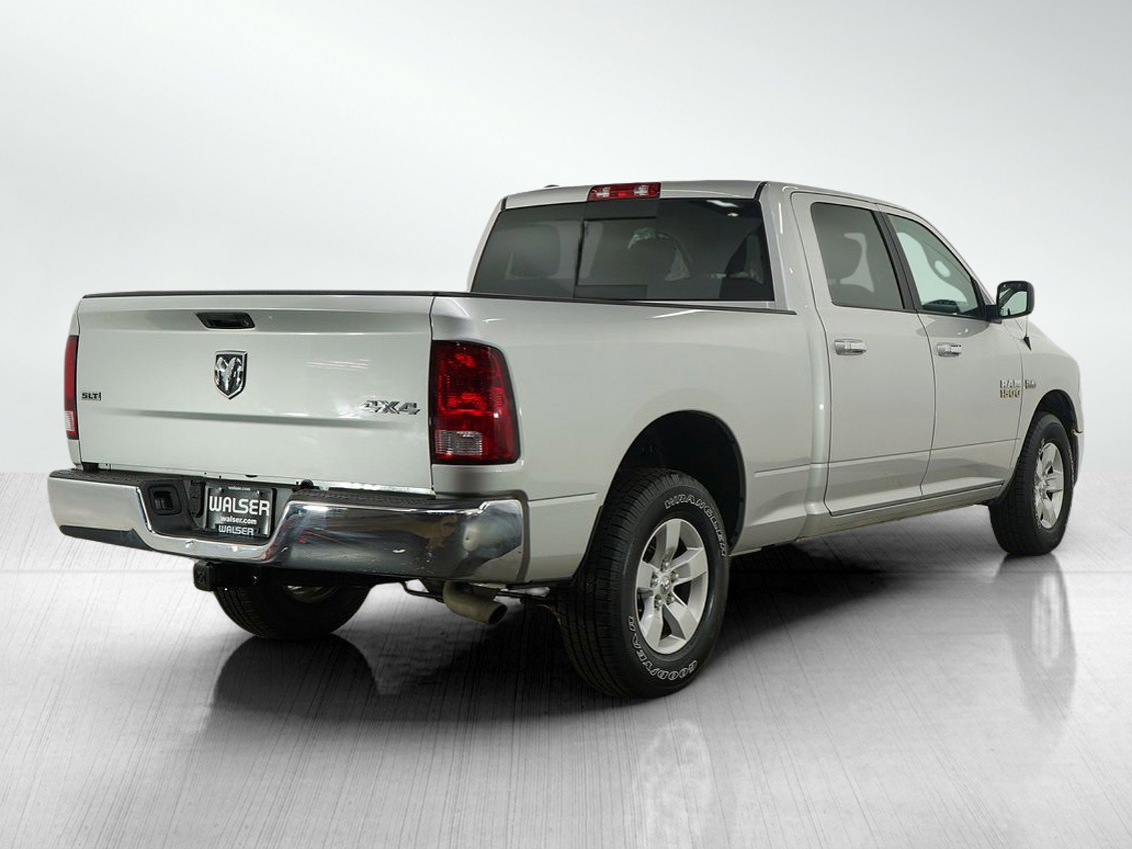 2018 Ram 1500 SLT photo 5