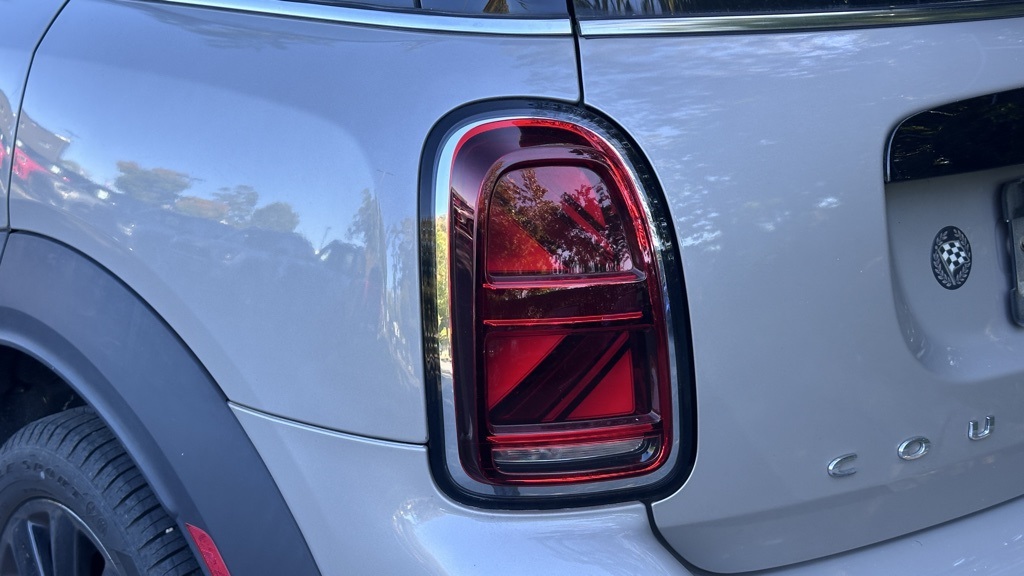 2023 Mini Cooper Signature photo 3