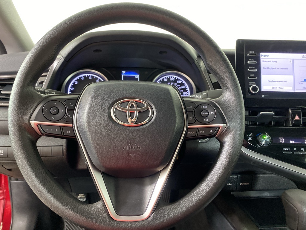 2022 Toyota Camry LE photo 7