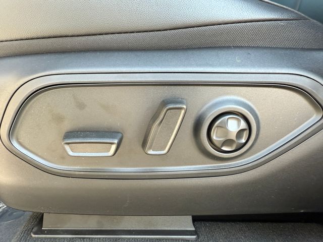 2025 Jeep Grand Cherokee Limited photo 18