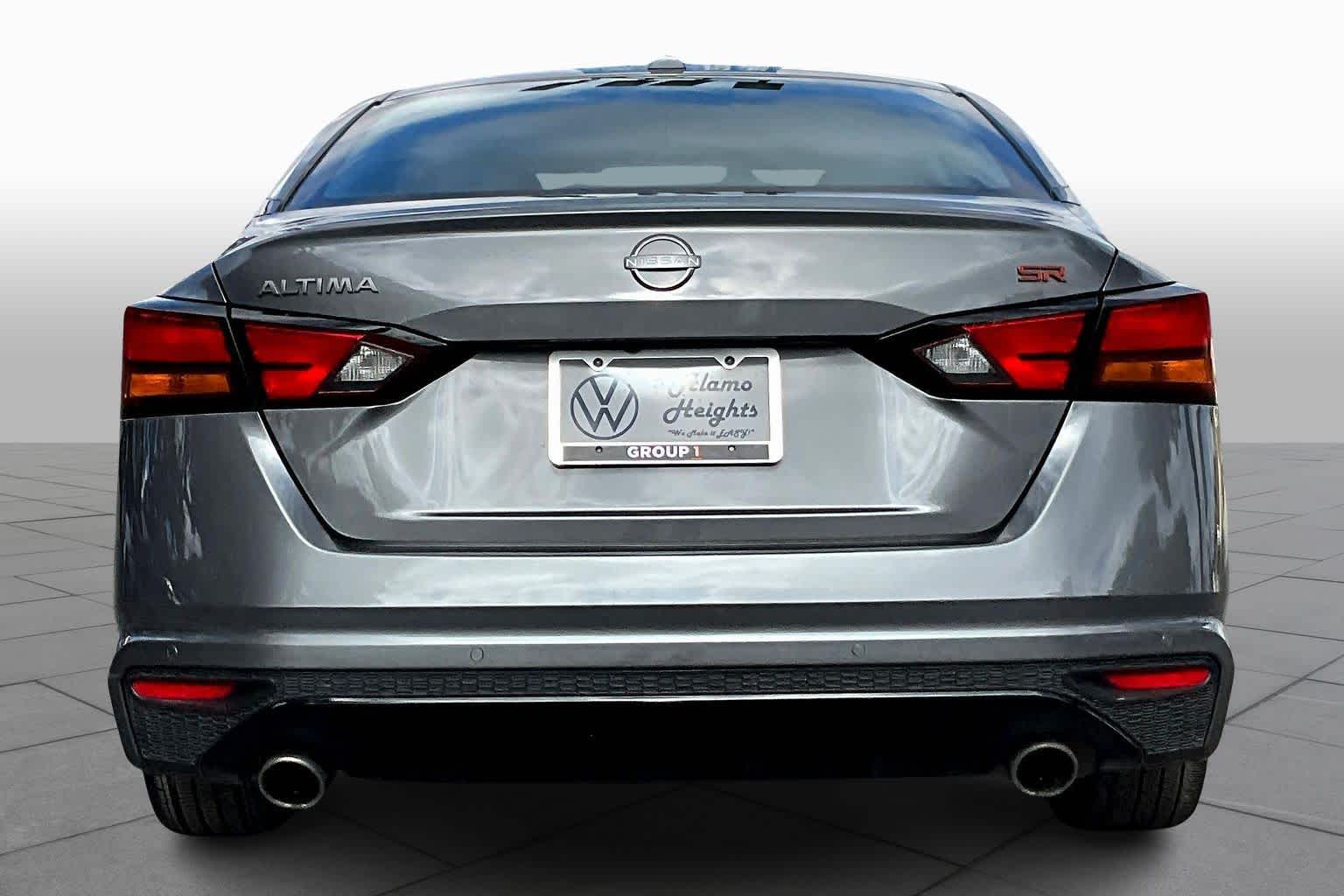 2024 Nissan Altima 2.5 SR photo 4