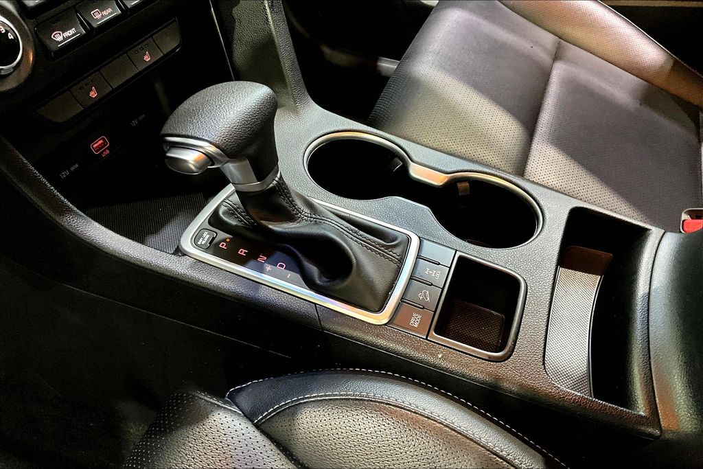 2020 Kia Sportage S photo 13