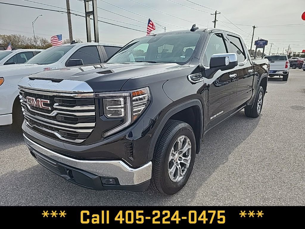 2025 GMC Sierra 1500 SLT's photo