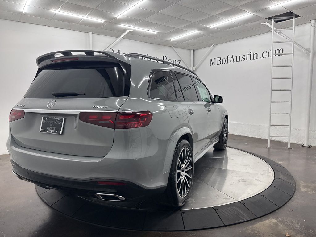 2026 Mercedes Benz GLS 450 4MATIC photo 6