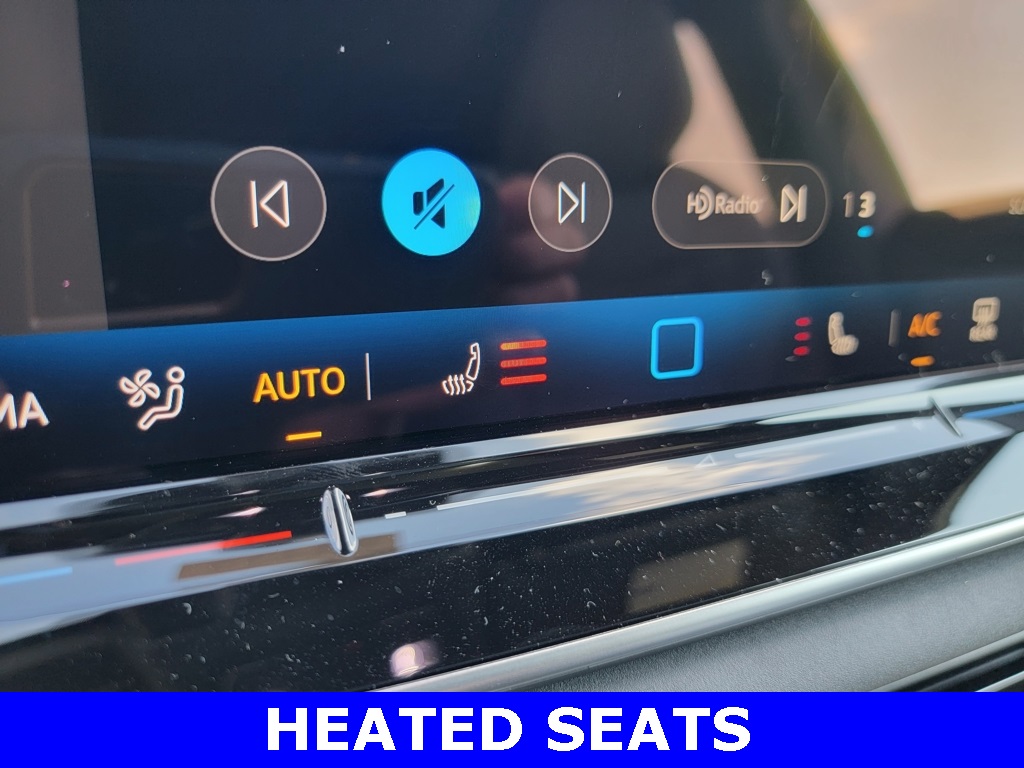 2026 Volkswagen Tiguan SE R-Line Black photo 2