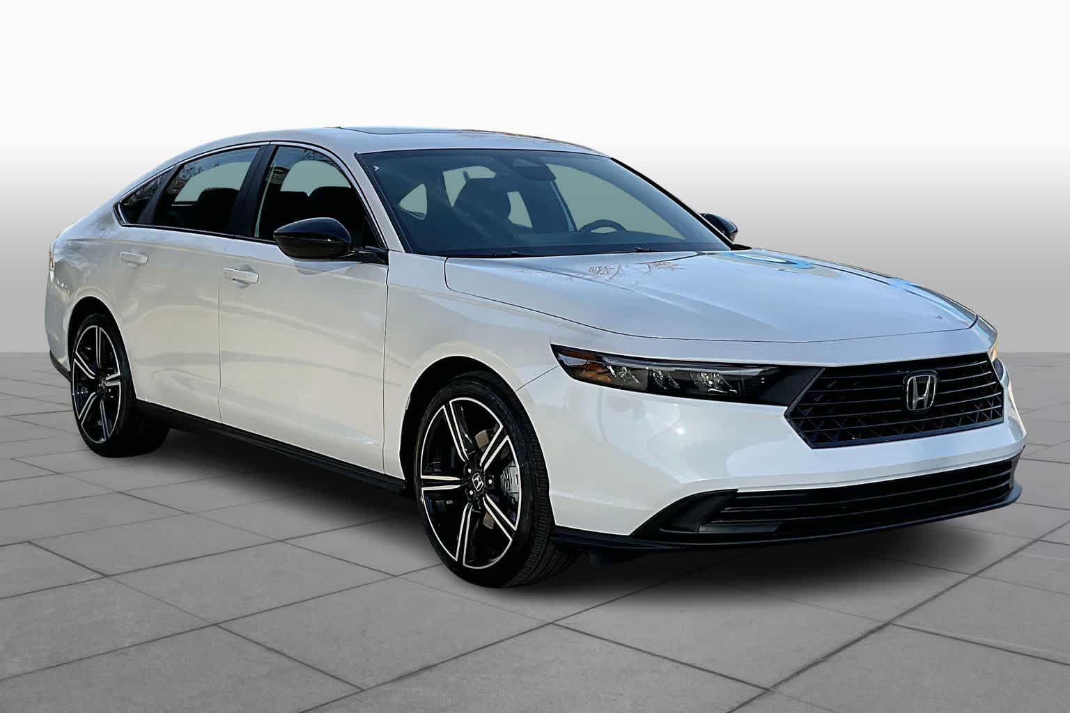 2025 Honda Accord Hybrid Sport photo 2