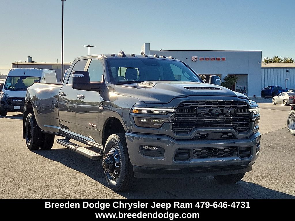 2026 RAM Ram 3500 Pickup Laramie's photo