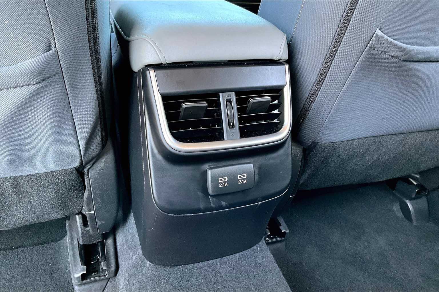 2022 Subaru Outback Premium photo 33